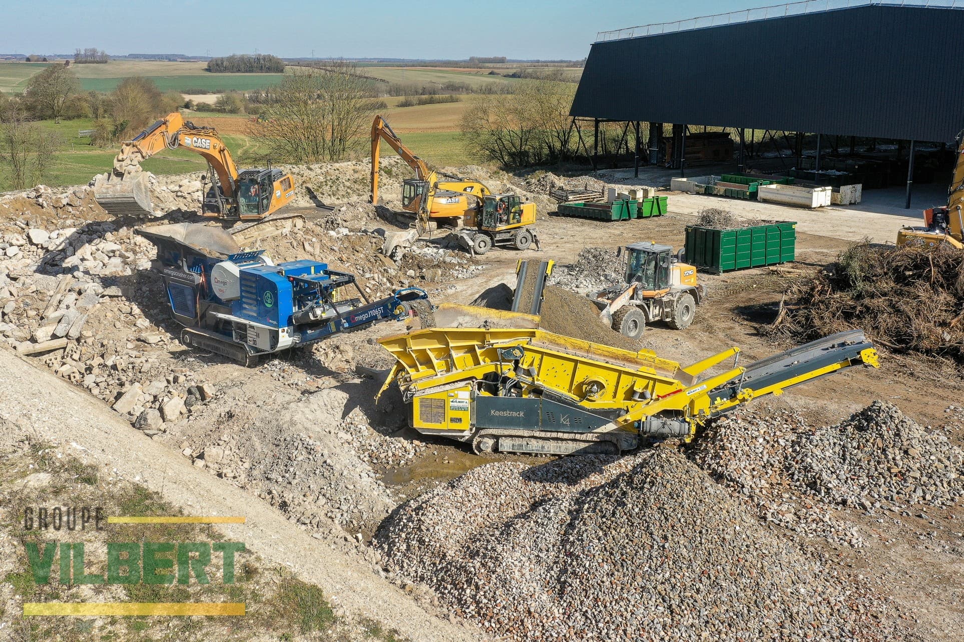 Vue aérienne du site Vilbert Recyclage à Beauval — plateforme de tri et recyclage déchets BTP